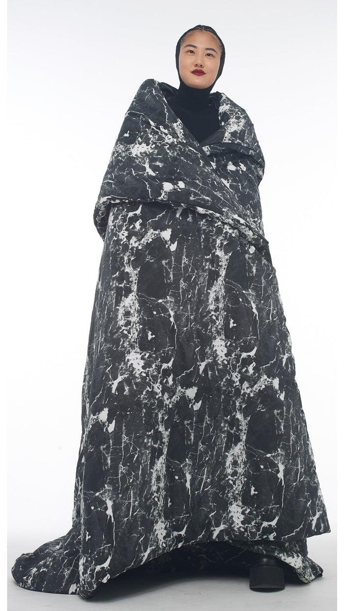 Norma Kamali THE COMFORTER