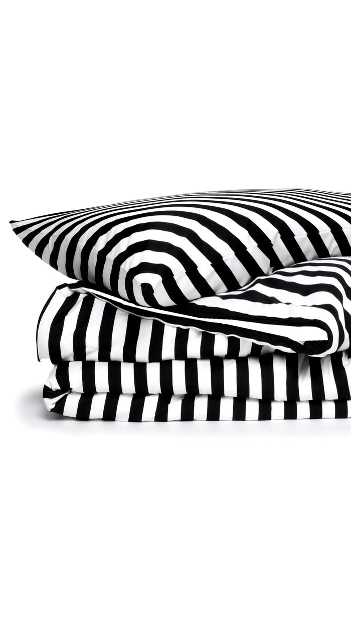 norma kamali THE COMFORTER