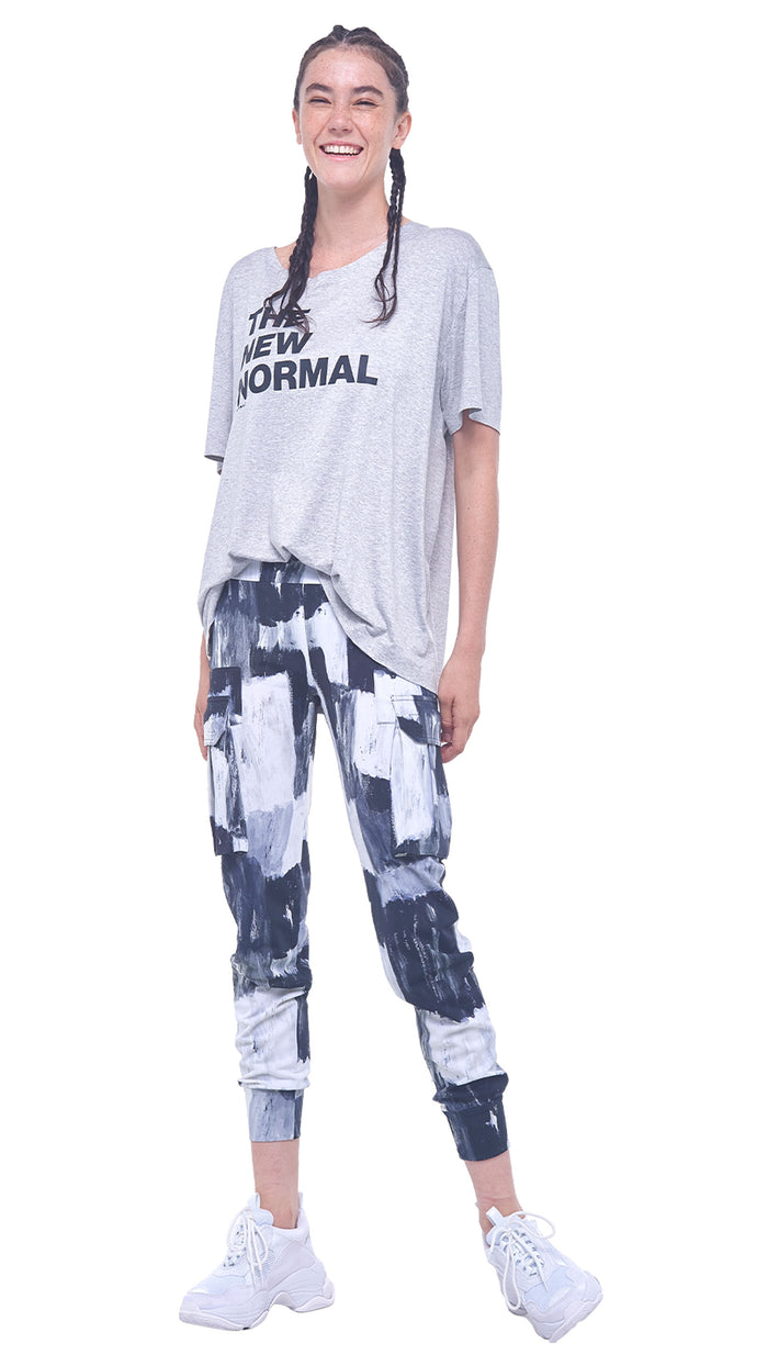 Norma Kamali THE NEW NORMAL TEE