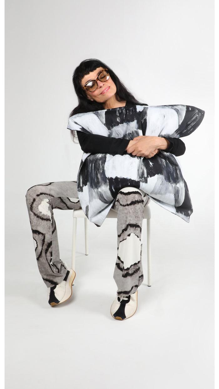 Norma Kamali THE PILLOW