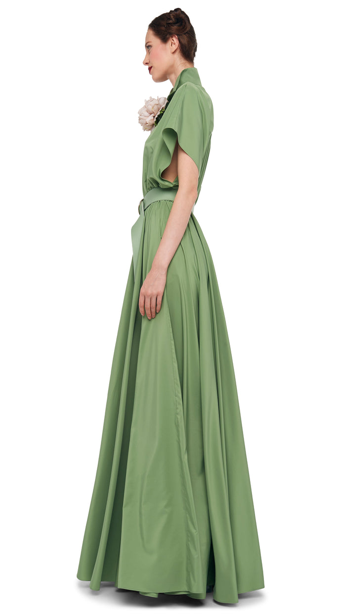 Norma Kamali SUPER OS SLEEVELESS BF NK SHIRT FLARED GOWN