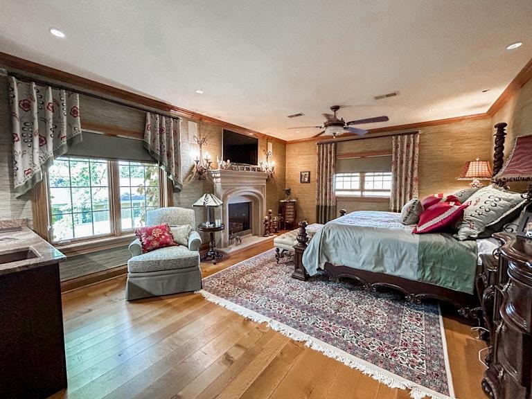 norrwood Drapery Department Bedroom Draps and Bedding BEDCRTNS at Norwood Furniture