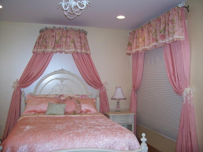 norrwood Drapery Department Window Treatment Win 20 at Norwood Furniture