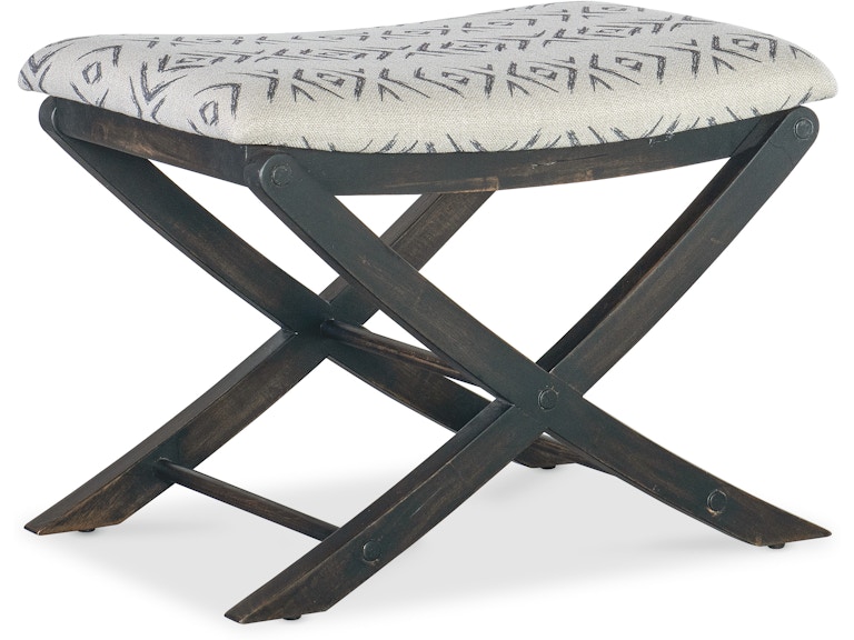 norrwood Hooker Furniture Bedroom Retreat Camp Stool Bed Bench 6950-90119-99 at Norwood Furniture