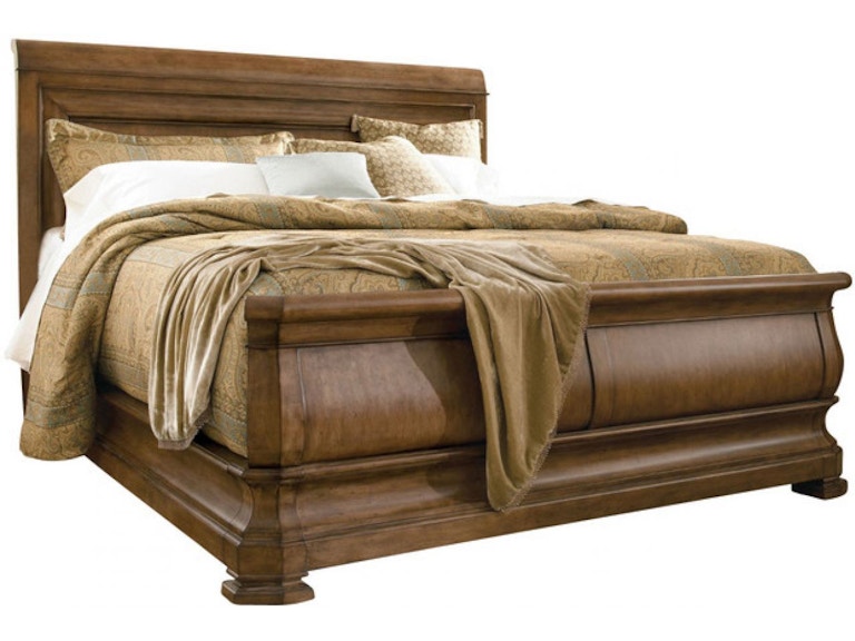 norrwood Universal Furniture Bedroom Louie P's Queen Sleigh Bed 07175B at Norwood Furniture