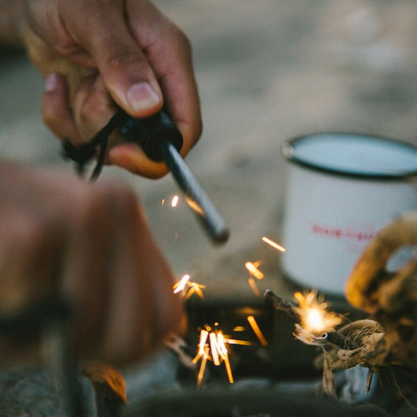 Northcore Northcore Fire Steel - 4 In 1 Survival Tool