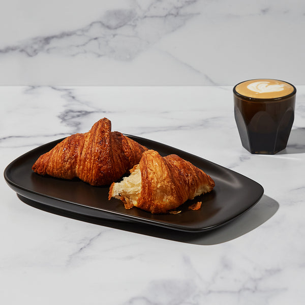 Notneutral Lino Large Pulled Plate Matte Black