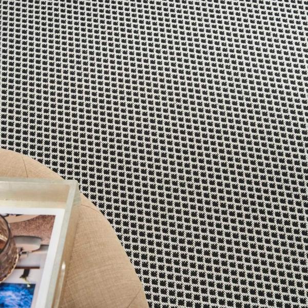 Nourison Courtyard Black White Indoor/Outdoor Geometric Rug COU01