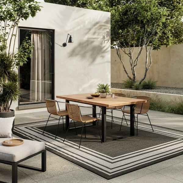 Nourison Horizon Indoor/Outdoor Black Indoor/Outdoor Geometric Rug HOZ03