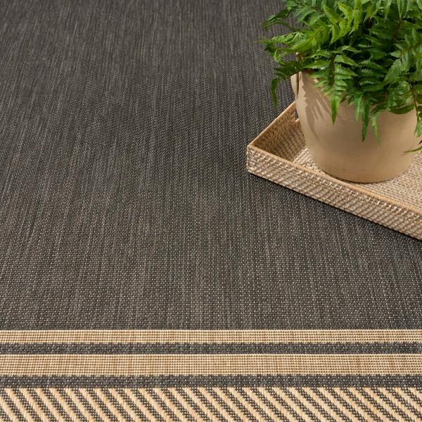 Nourison Horizon Indoor/Outdoor Charcoal Indoor/Outdoor Geometric Rug HOZ03