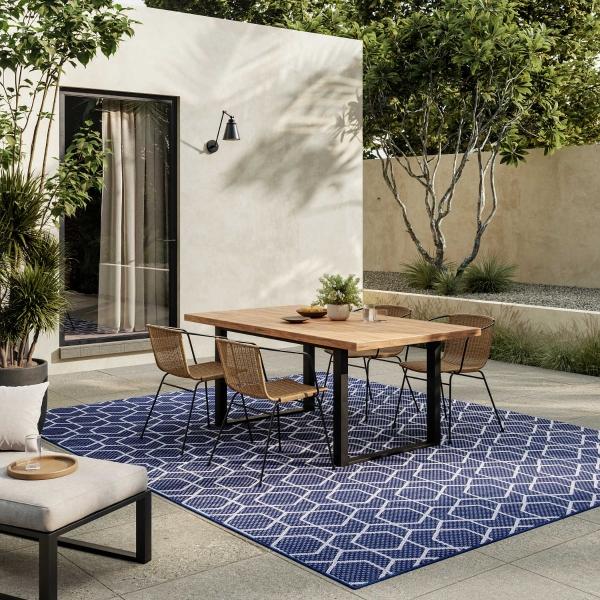 Nourison Horizon Indoor/Outdoor Navy Indoor/Outdoor Geometric Rug HOZ01