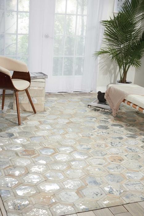 Nourison MICHAEL AMINI CITY CHIC MA100 SNOW AREA RUG