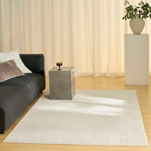 Nourison Nordic Ivory Indoor Only Geometric Rug NRC07