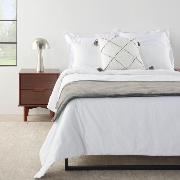 Nourison 16" EPT01 Silver Metal Accent Lamp