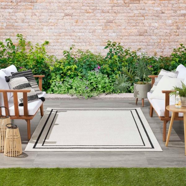 nourison Nourison Home Essentials Bordered Outdoor Ivory/Black Rug NRE02 Home