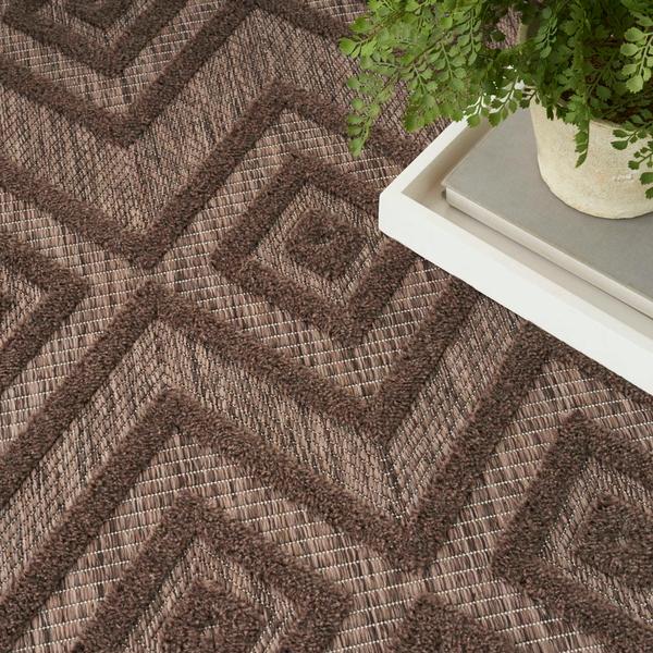 Nourison Versatile Brown Indoor/Outdoor Geometric Rug NRV01