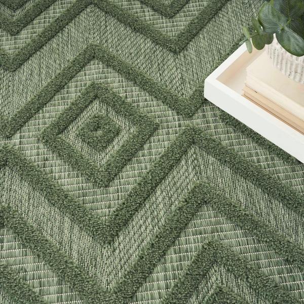 Nourison Versatile Green Indoor/Outdoor Geometric Rug NRV01
