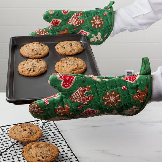 Now Designs Christmas Cookies Chef Quilted Oven Mitt