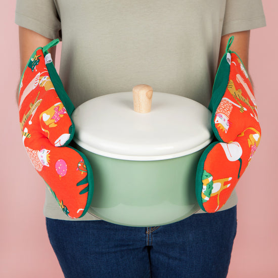 Now Designs Let It Meow Christmas Oven Mitts Set Of 2