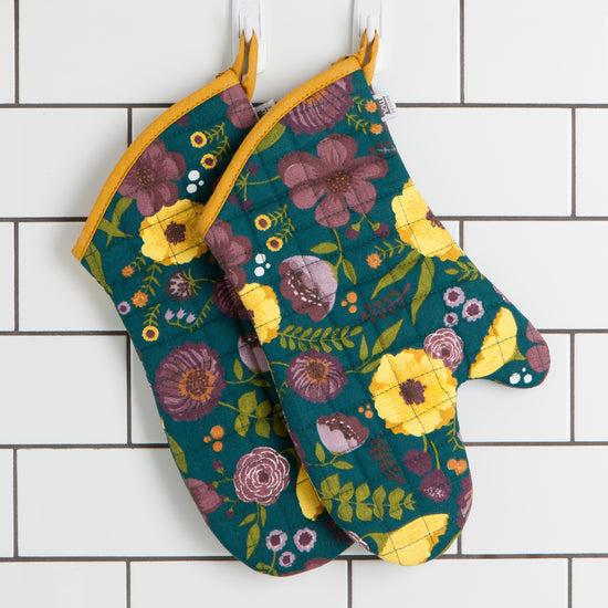 Now Designs Adeline Quilted Oven Mitt