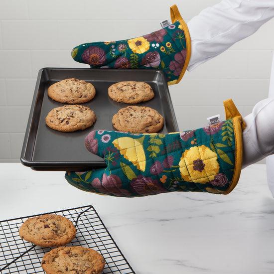 Now Designs Adeline Quilted Oven Mitt