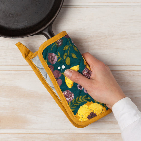 Now Designs Adeline Quilted Potholder