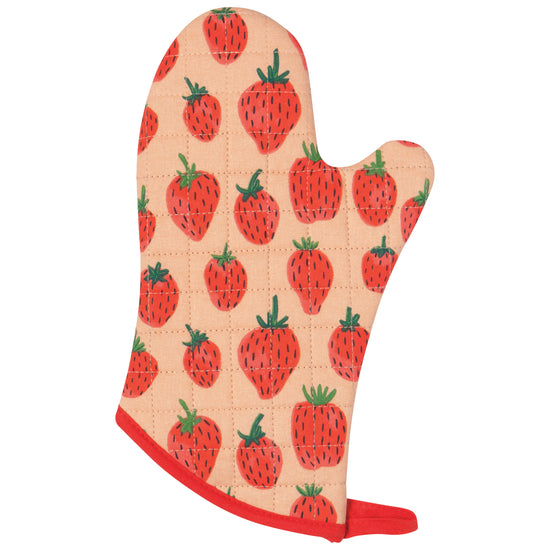 now designs Berry Sweet Quilted Oven Mitt