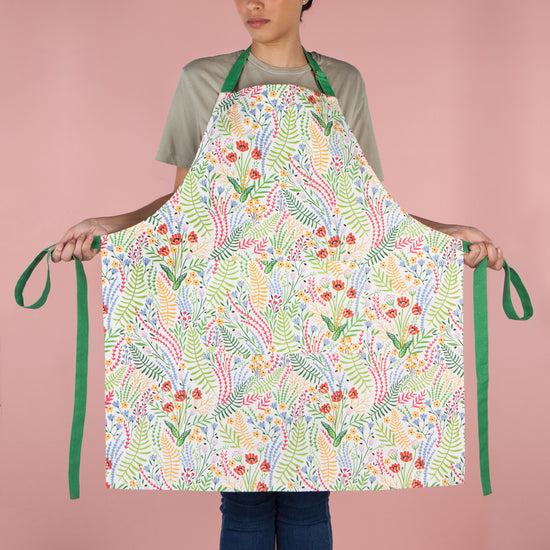 Now Designs Bouquet Apron