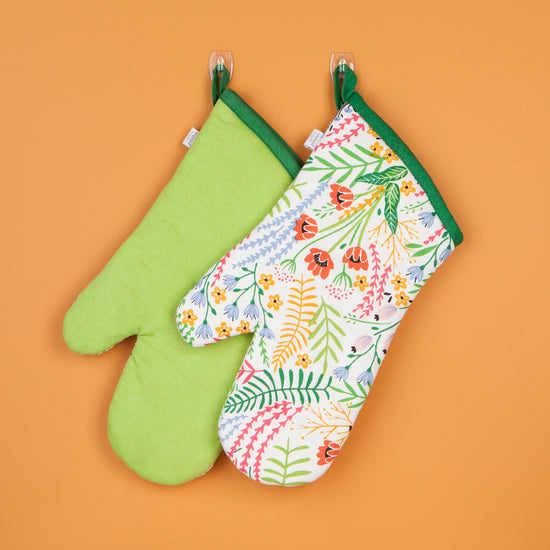 Now Designs Bouquet Oven Mitts Set Of 2