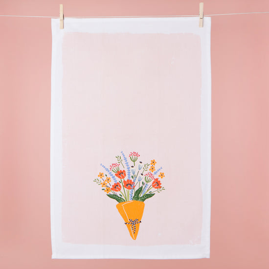 Now Designs Bouquet Printed Dishtowel
