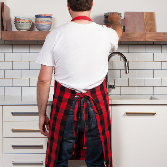 Now Designs Buffalo Check Mighty Apron