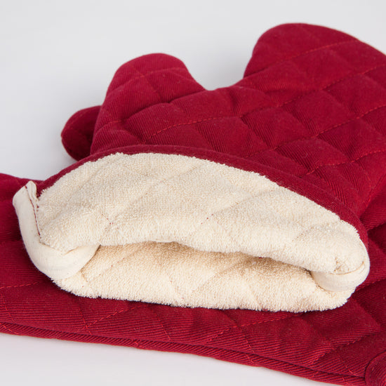 Now Designs Carmine Red Superior Oven Mitt
