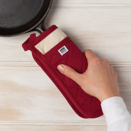 Now Designs Carmine Red Superior Potholder