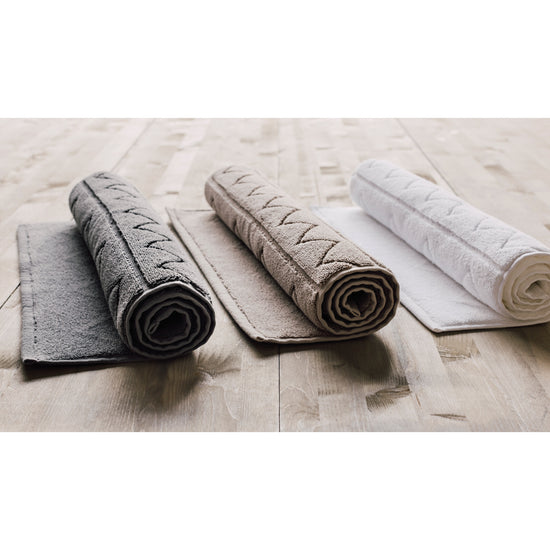 Now Designs Charcoal Jacquard Bathmat