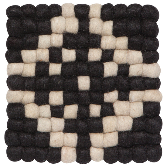 now designs Ember Dot Trivet