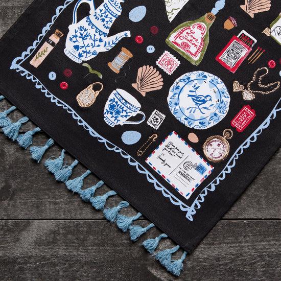 Now Designs Finders Keepers Hanging Wall Art