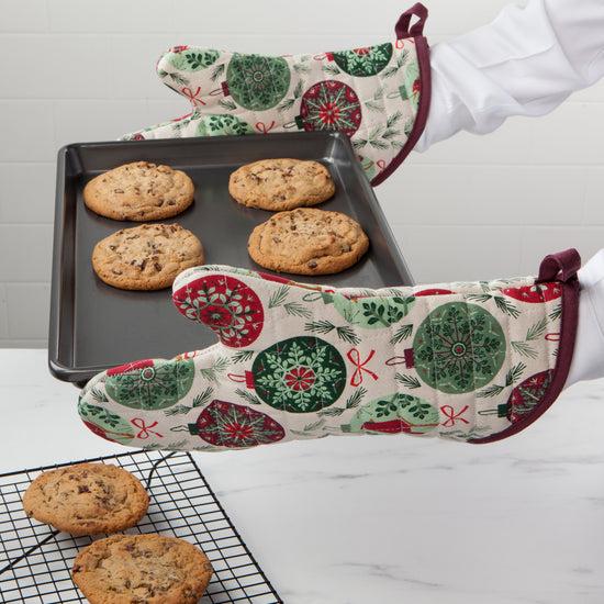 Now Designs Good Tidings Christmas Oven Mitt
