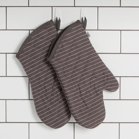 Now Designs Granite Pinstripe Superior Oven Mitt