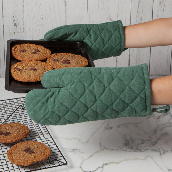 Now Designs Jade Heirloom Stonewash Oven Mitt