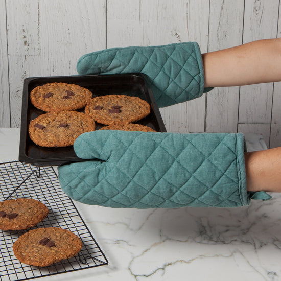 Now Designs Lagoon Heirloom Stonewash Oven Mitt