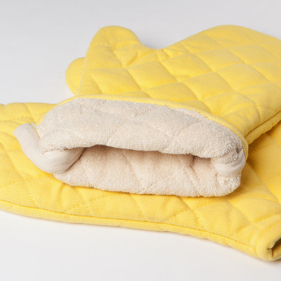 Now Designs Lemon Yellow Superior Oven Mitt