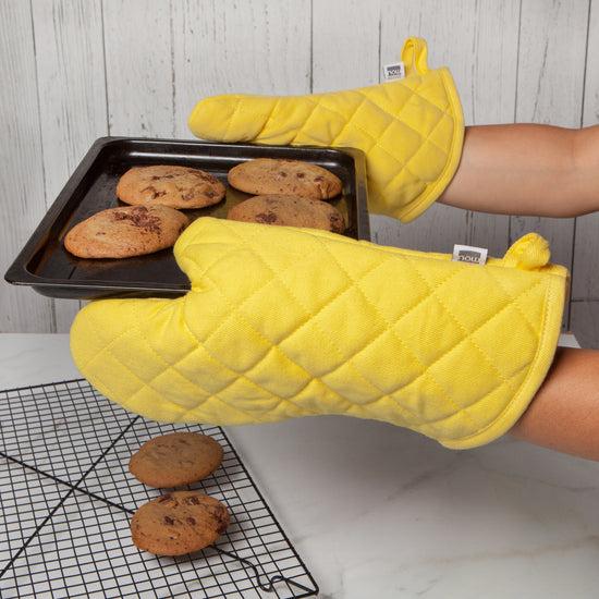 Now Designs Lemon Yellow Superior Oven Mitt