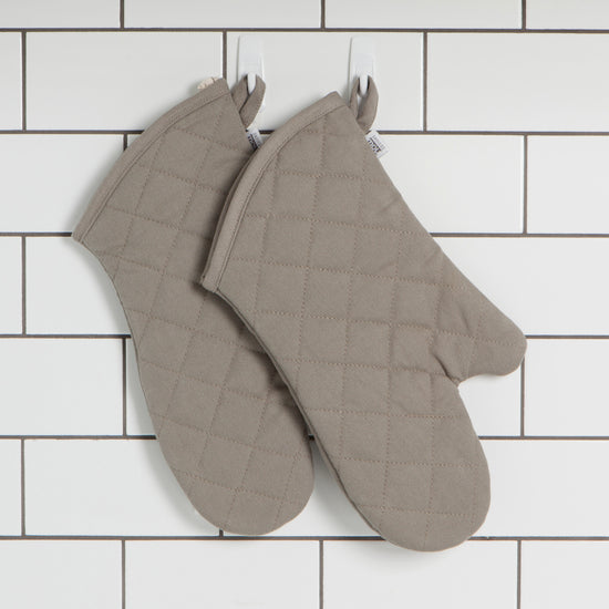 Now Designs London Grey Superior Oven Mitt