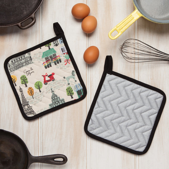 Now Designs Meet Me In Paris Quilted Potholder