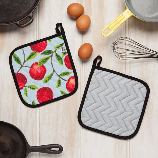 Now Designs Orchard Chef Quilted Potholder