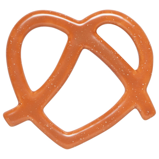 now designs Pretzel Trivet