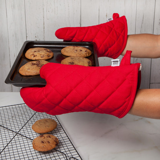 Now Designs Red Superior Oven Mitt