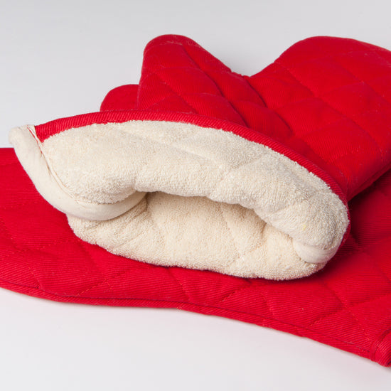Now Designs Red Superior Oven Mitt