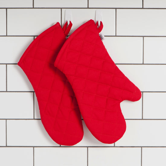 Now Designs Red Superior Oven Mitt