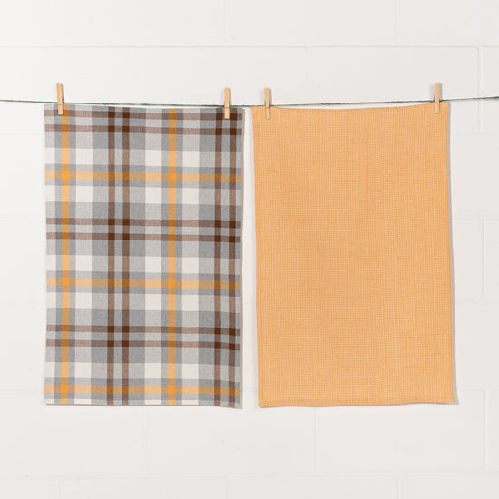 Now Designs Secon Spin Plaid Maize Dishtowel